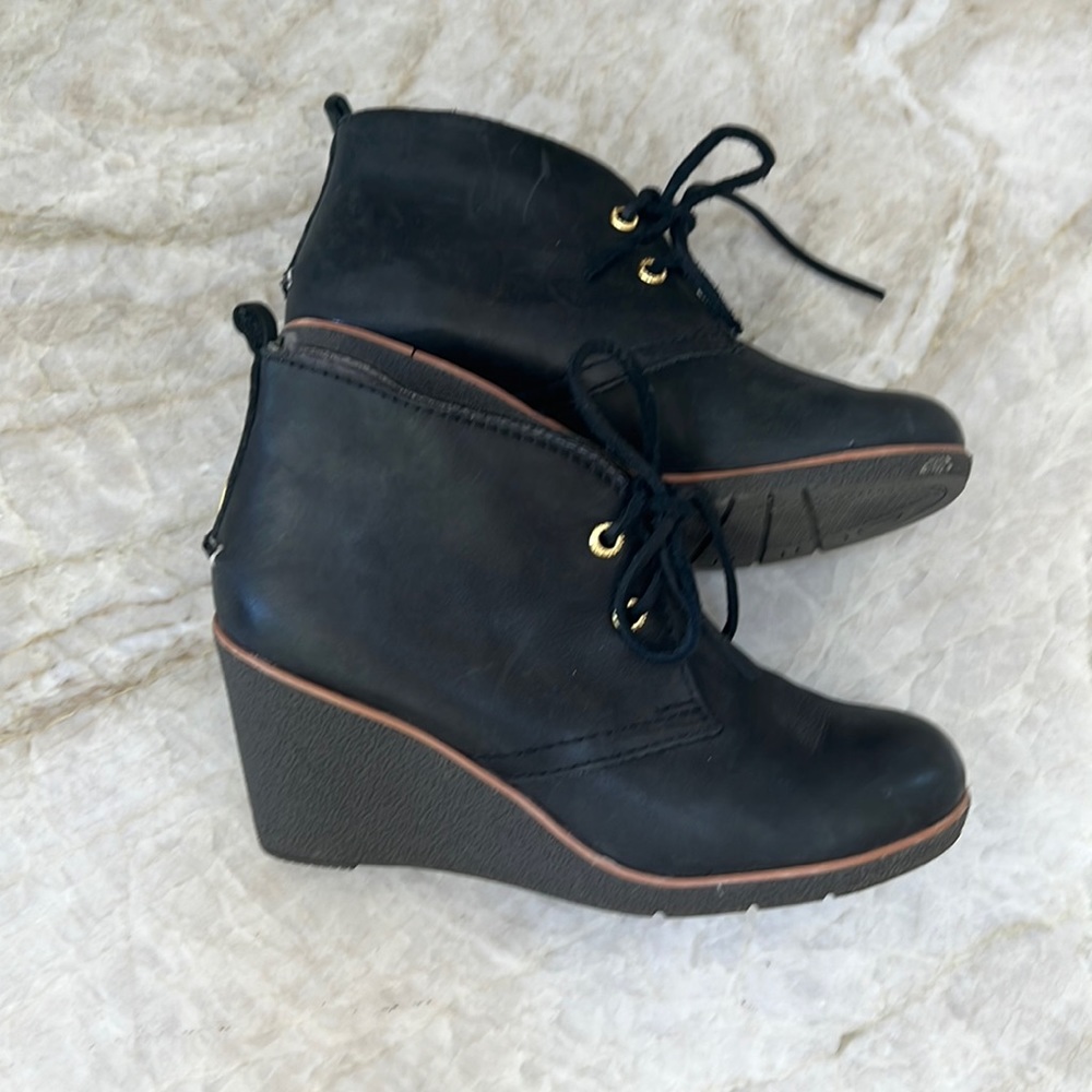 Sperry Top Sider black leather wedge bootie
